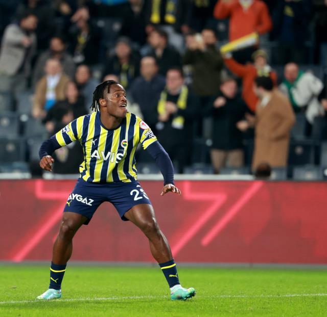 Fenerbahçe - İstanbulspor maç özeti! (VİDEO) Fenerbahçe İstanbulspor maçı özeti izle! Fenerbahçe İstanbulspor maçı kaç kaç bitti?