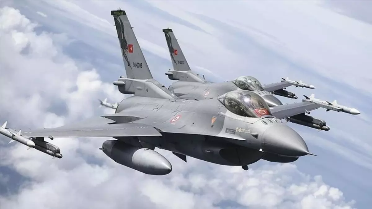 Son Dakika: Ege'de büyük gerilim! Yunanistan savaş uçakları F-16'larımızı taciz etti, TSK gerekli karşılığı verdi