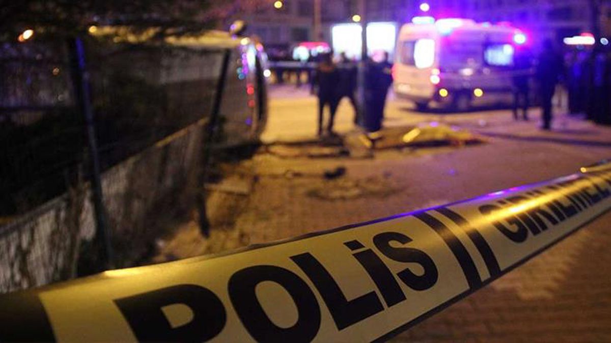 5 yıl önce yaşanan olay nedeniyle husumetline iş yerinde kurşun yağdırdı