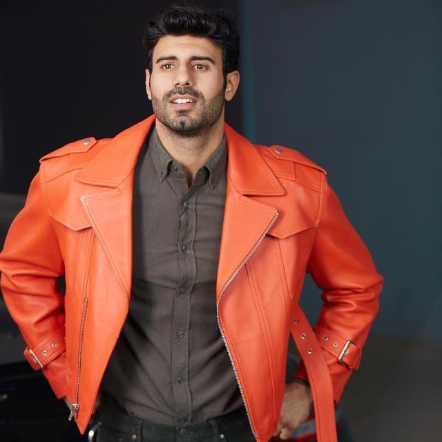 Canım Annem'in Ramo'su Emre Atılgan, Golden Palm Awards'ta 'Yılın Çıkış Yapan Erkek Oyuncusu' ödülünü aldı Canım Annem'in Ramo'su Emre Atılgan, Golden Palm Awards'ta 'Yılın Çıkış Yapan Erkek Oyuncusu' ödülünü aldı