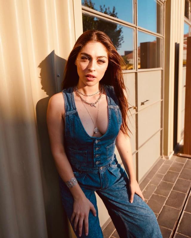 Eski aşıklar Cemre Baysel ile Aytaç Şaşmaz O Ses Yılbaşı'nda Eski aşıklar Cemre Baysel ile Aytaç Şaşmaz O Ses Yılbaşı'nda