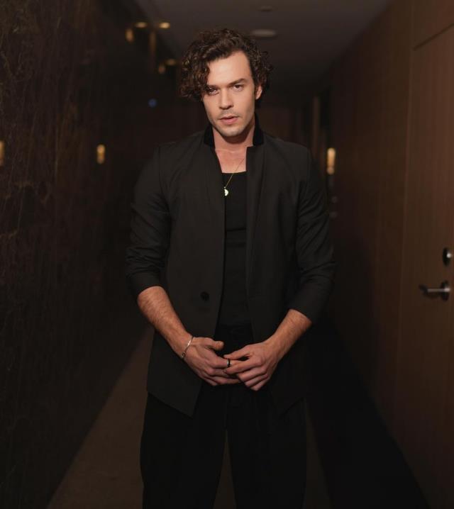 Eski aşıklar Cemre Baysel ile Aytaç Şaşmaz O Ses Yılbaşı'nda Eski aşıklar Cemre Baysel ile Aytaç Şaşmaz O Ses Yılbaşı'nda