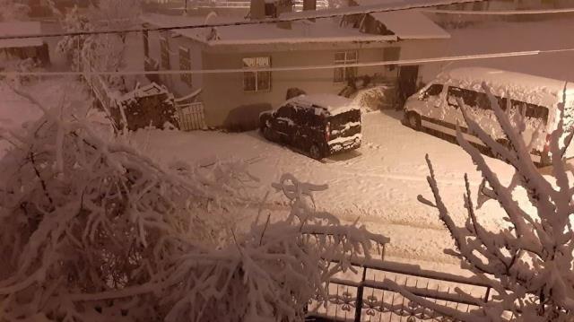 Kar yağışı nedeniyle Adana Tufanbeyli ve Kahramanmaraş Afşin'de eğitime kar engeli Kar yağışı nedeniyle Adana Tufanbeyli ve Kahramanmaraş Afşin'de eğitime kar engeli