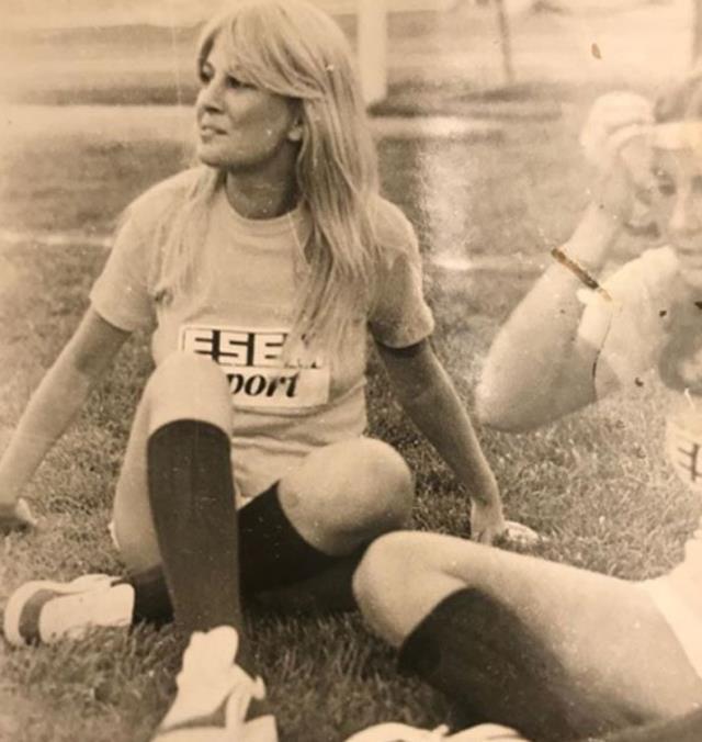 Ölümüyle yasa boğan Pakize Suda'nın yıllar önceki fotoğrafları gündem oldu! 17'sinde Ege Güzeli seçilmiş