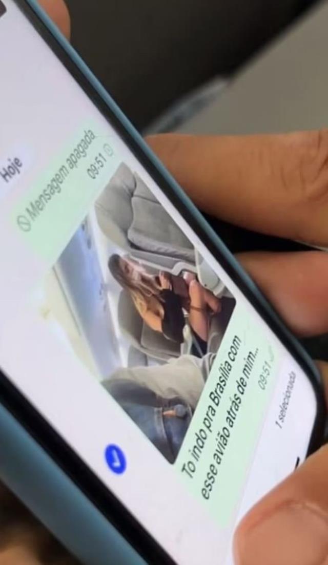 Uçakta uyurken mini eteği açılan fenomen, sosyal medyada gördüğü fotoğafla deliye döndü