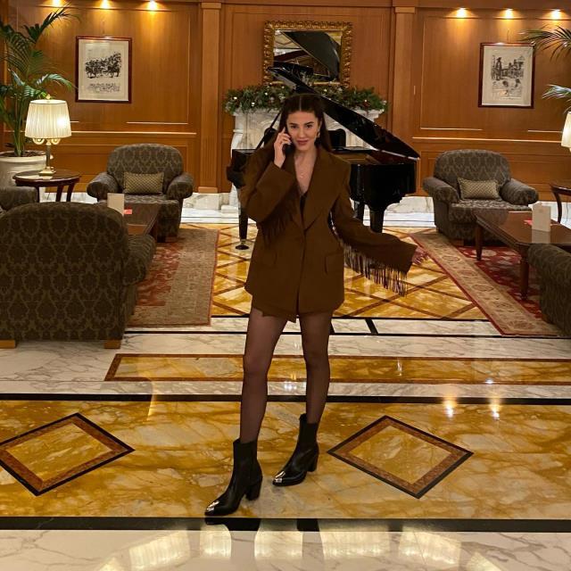 Kıvanç Tatlıtuğ'dan eşi Başak Dizer'in paylaşımına romantik yorum: Durmadan seni konuşabilirim Kıvanç Tatlıtuğ'dan eşi Başak Dizer'in paylaşımına romantik yorum: Durmadan seni konuşabilirim