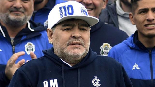 Maradona öldü mü, kaç yaşında öldü? Diego Maradona ne zaman, hangi yıl öldü? Maradona'nın hastalığı neydi, neden öldü? Maradona yaşıyor mu?