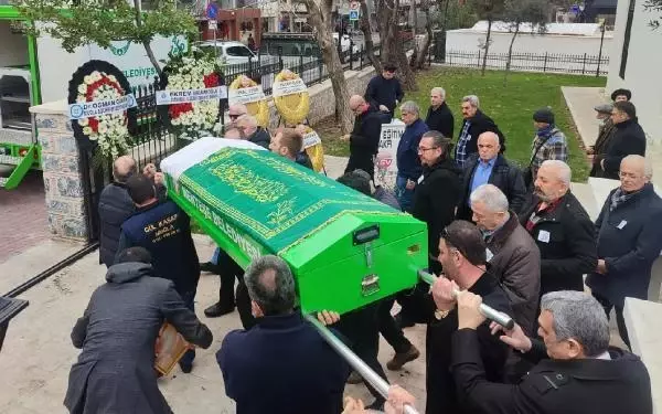 Pakize Suda, son yolculuğuna uğurlandı Pakize Suda, son yolculuğuna uğurlandı