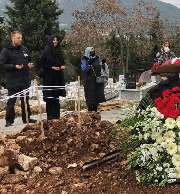 Pakize Suda, son yolculuğuna uğurlandı Pakize Suda, son yolculuğuna uğurlandı