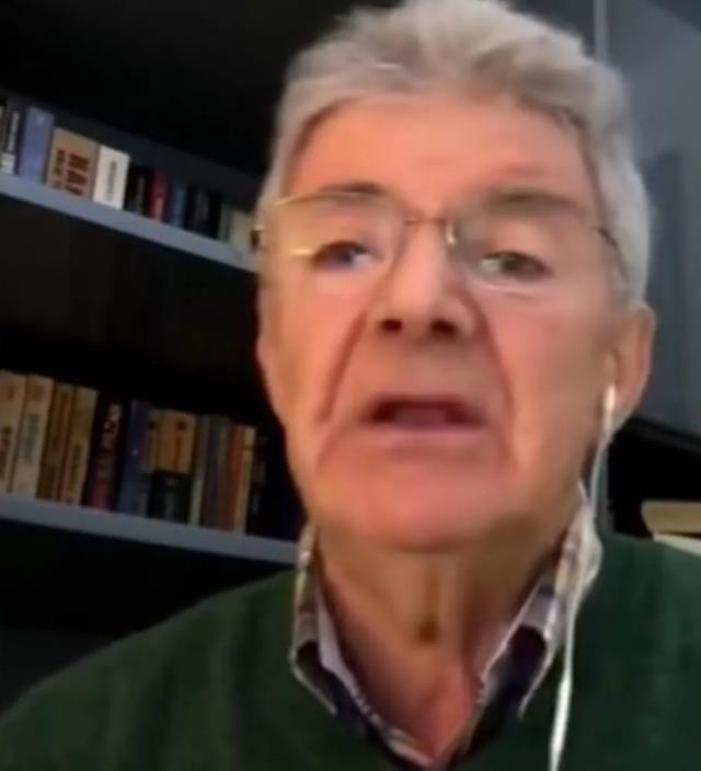 Alevilere yönelik yaptığı gafla kendini bitiren Güner Ümit'in son hali Alevilere yönelik yaptığı gafla kendini bitiren Güner Ümit'in son hali