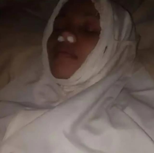 Endonezya'da bir kadın borcunu ödememek için ölü numarası yaptı: Kefenli fotoğrafını sosyal medyadan paylaştı