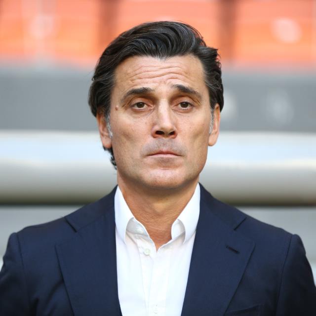 Süper Lig'deki İtalyan derbisi nefes kesti! Montella, Pirlo'yu üzdü