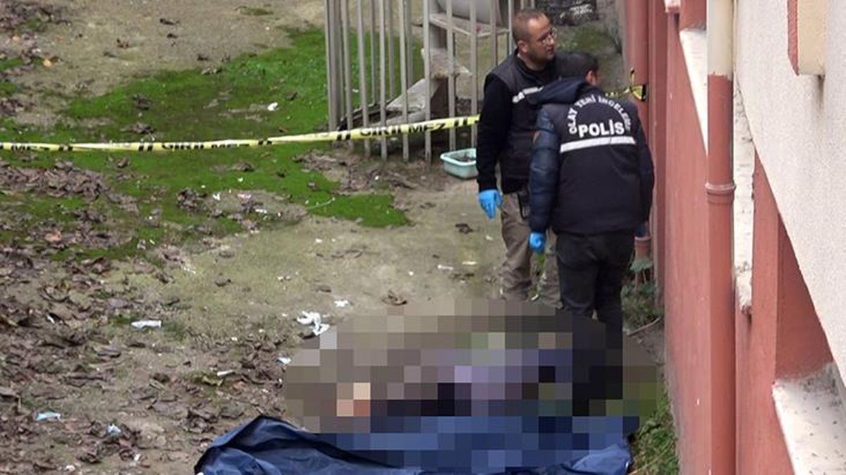 Bilecik'te alzheimer hastası kadın apartmanın arka bahçesinde ölü bulundu