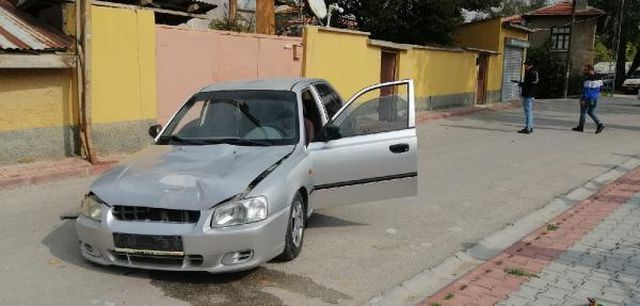 Yol kenarında yürüyen kadının öldüğü kazada tüm oklar sürücüyü gösteriyor! Bilirkişi raporu çıktı