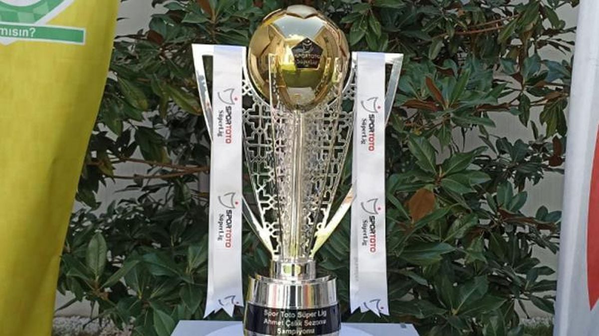 Süper Lig'de liderlik yarışı kızıştı, şampiyonluk oranları güncellendi
