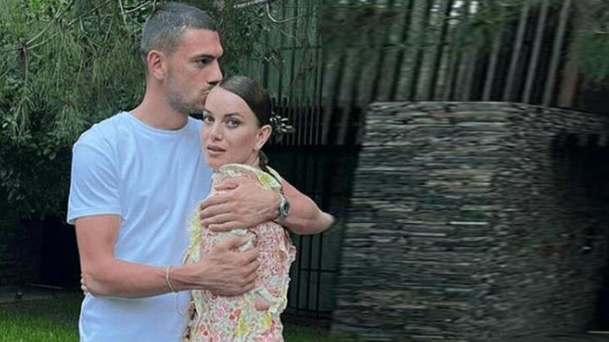 Türkiye'de olan Merih Demiral ve ailesi, İtalya'dan gelen haberle yıkıldı! Geri dönmediler