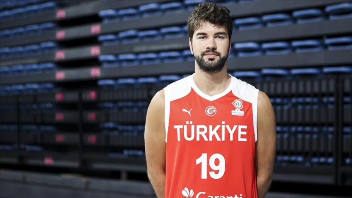2022'nin en çok konuşulan isimlerinden Buğrahan Tuncer kimdir? Basketbolcu Buğrahan Tuncer hayatı ve biyografisi