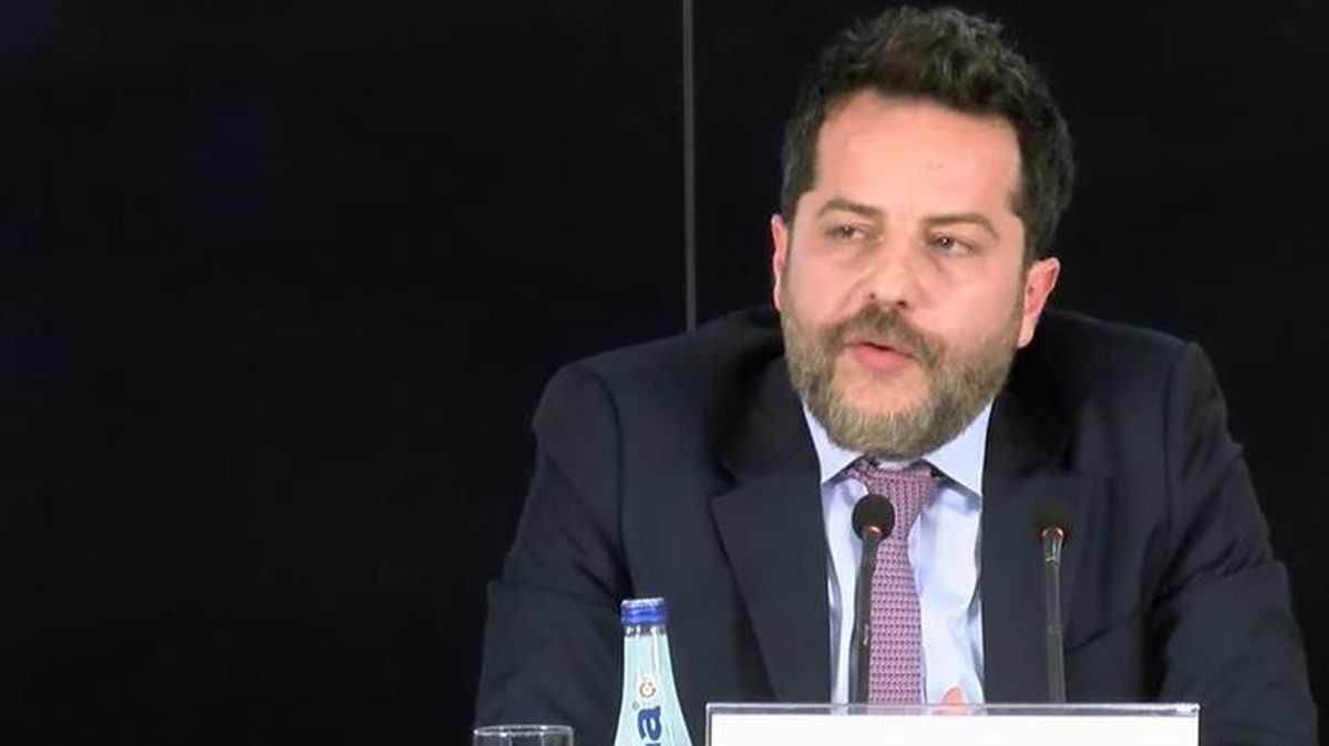 'Türk futbol tarihinde ilk' diyerek sözlerine başlayan Erden Timur'dan canlı yayında TFF'ye çağrı