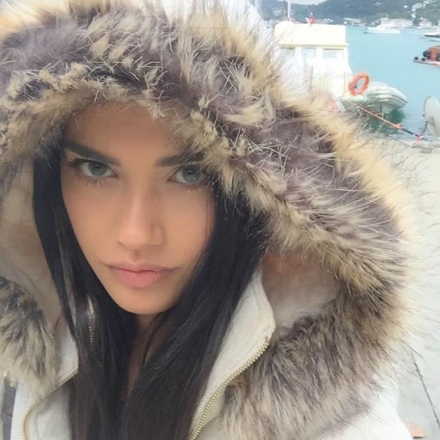 Yerli Adriana Lima diye anılıyordu! Uzun süredir ortalarda görünmeyen Fatmagül Fakı anne oldu