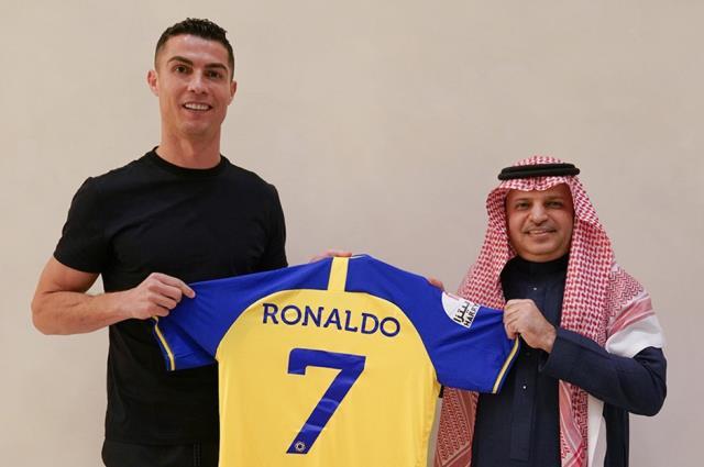Savaşa mı gidiyorsun Ronaldo! Sözleşmesindeki 2 madde herkesin ağzını açık bıraktı