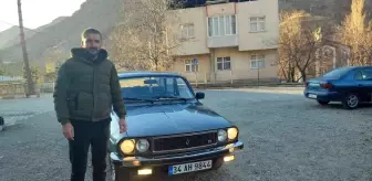 1987 model aracına gözü gibi bakıyor