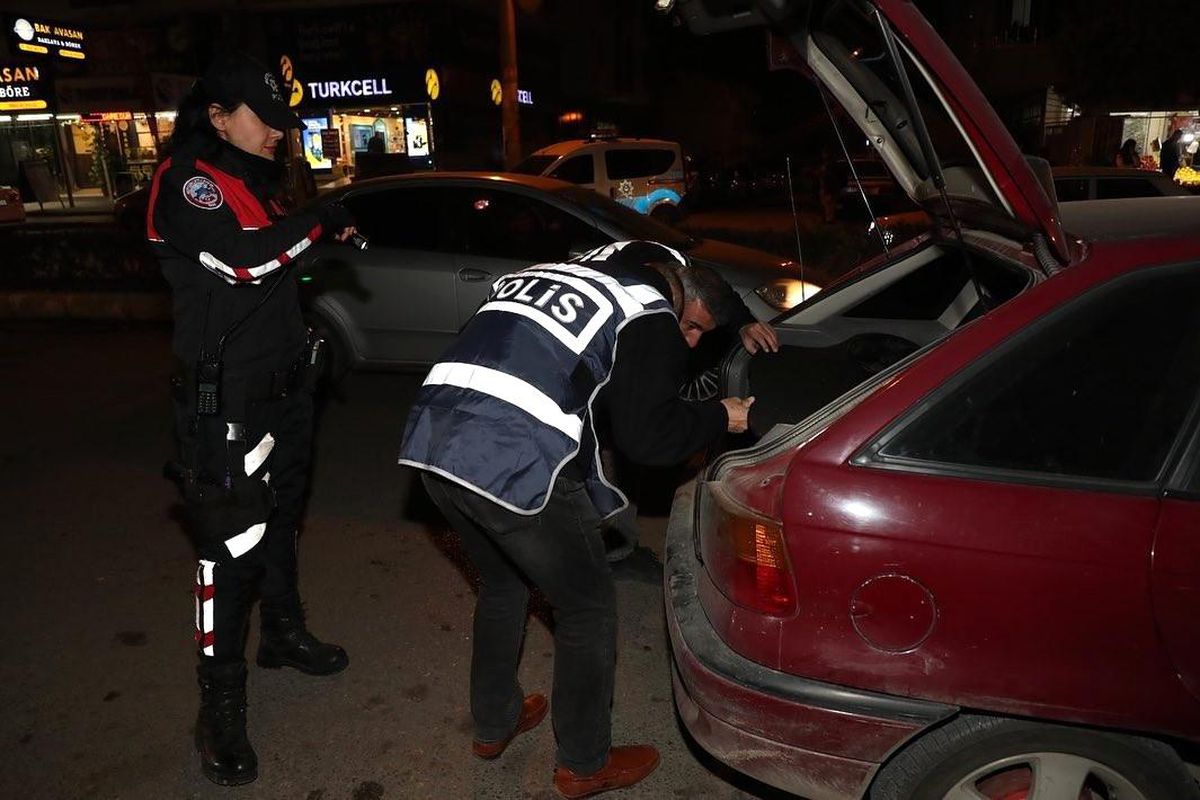 2 bin 616 sürücüye ceza, 143 araca trafikten men