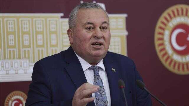 Cemal Enginyurt'tan Sinan Ateş'in öldürülmesiyle ilgili olay iddia: Bu görev kiralık katillere verilmiş Cemal Enginyurt'tan Sinan Ateş'in öldürülmesiyle ilgili olay iddia: Bu görev kiralık katillere verilmiş