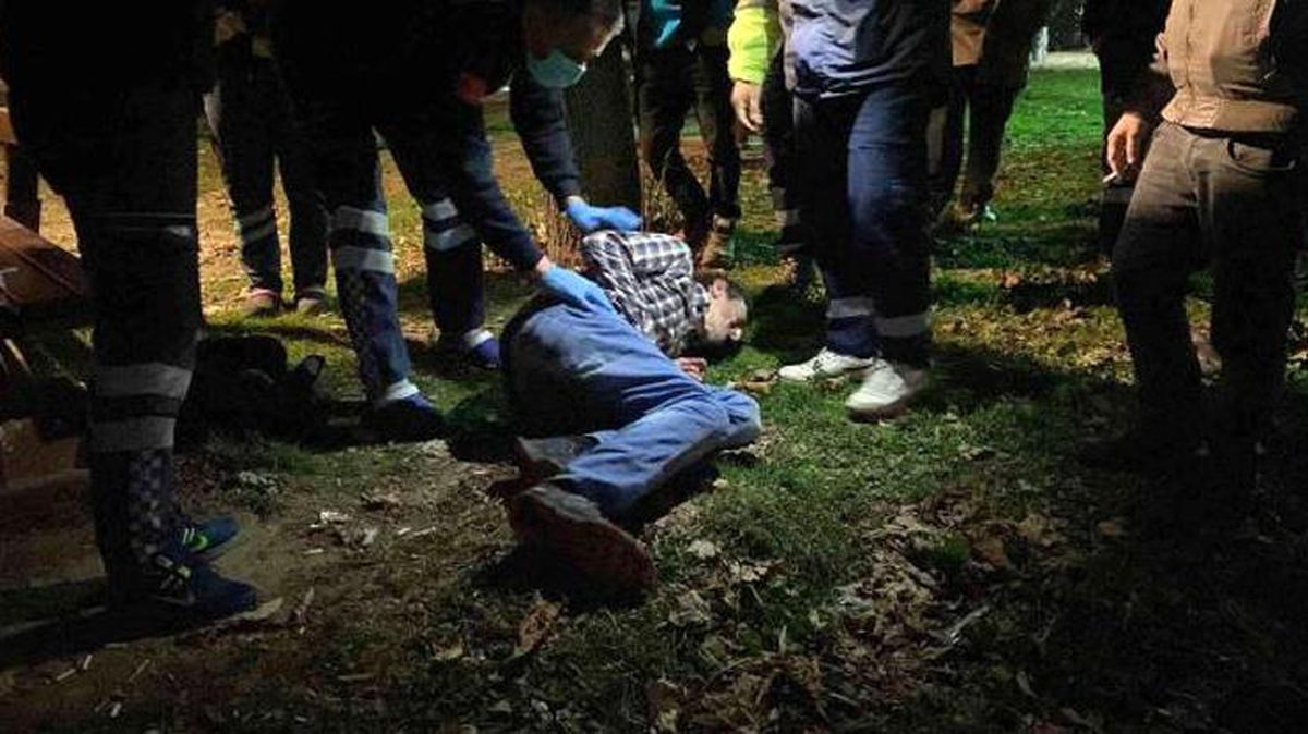 Bir garip olay! 'Bununla işimiz var' deyip 50 metre ileriye götürdükleri genci hastanelik ettiler