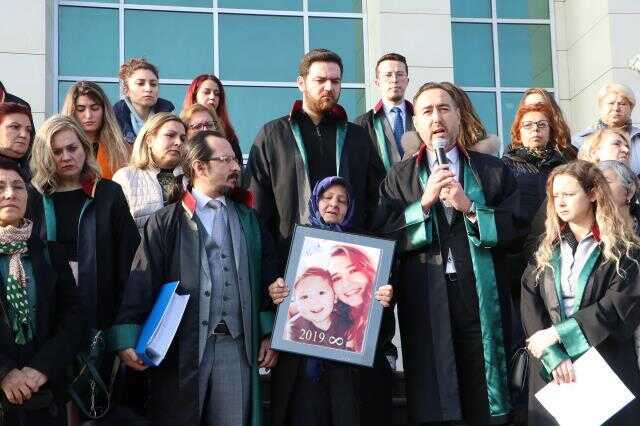 Boşandığı eşini ve 3 yaşındaki oğlunu katleden cani kocayı klişe savunması da kurtaramadı