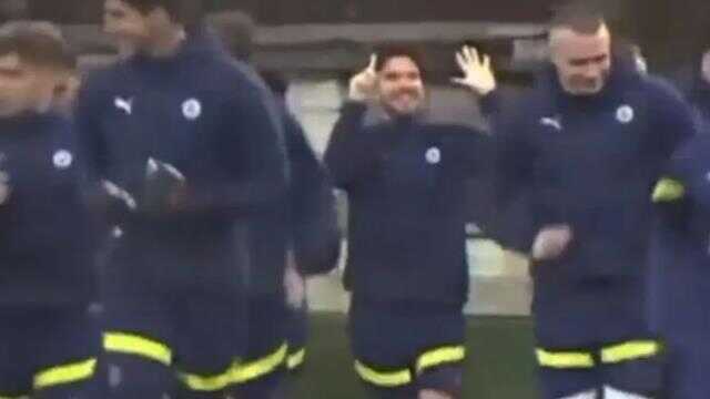 Derbi öncesi olay gönderme! Fenerbahçeli yıldız Galatasaraylıları çılgına çevirdi