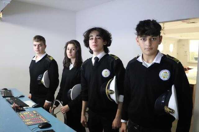 Bu liseden mezun olanlar 37 bin 500 TL maaşla işe başlıyor