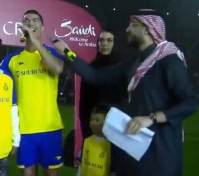 Sevgilisini hiç böyle görmemiştiniz! Ronaldo Arapça konuşamayınca Georgina'nın surat ifadesi gündem oldu