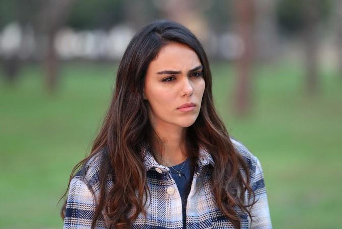 Üç Kız Kardeş yeni bölüm fragmanı yayınlandı mı? Üç Kız Kardeş 34. bölüm fragmanı izle! Üç Kız Kardeş yeni bölüm fragmanı izle!