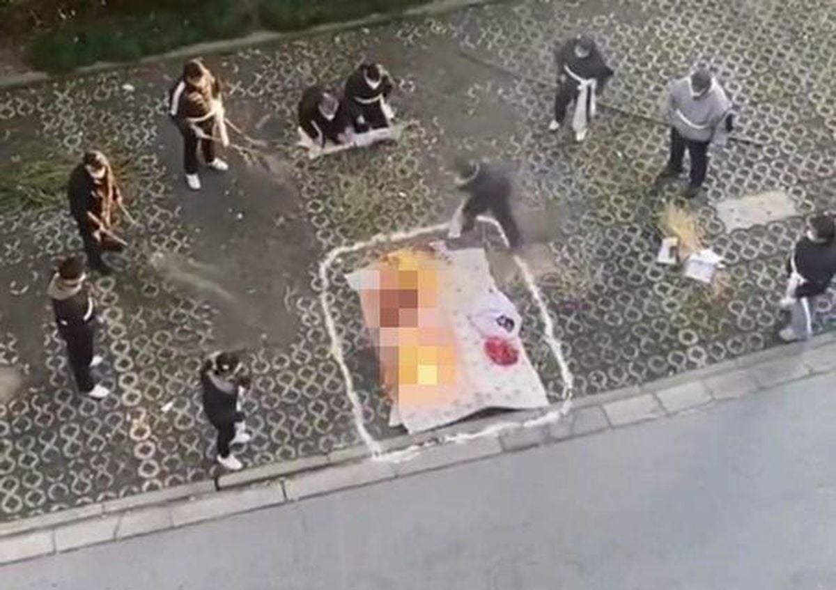 Korona yeniden hortladı! Morgların dolduğu ülkede cesetleri sokak ortasında yakmaya başladılar