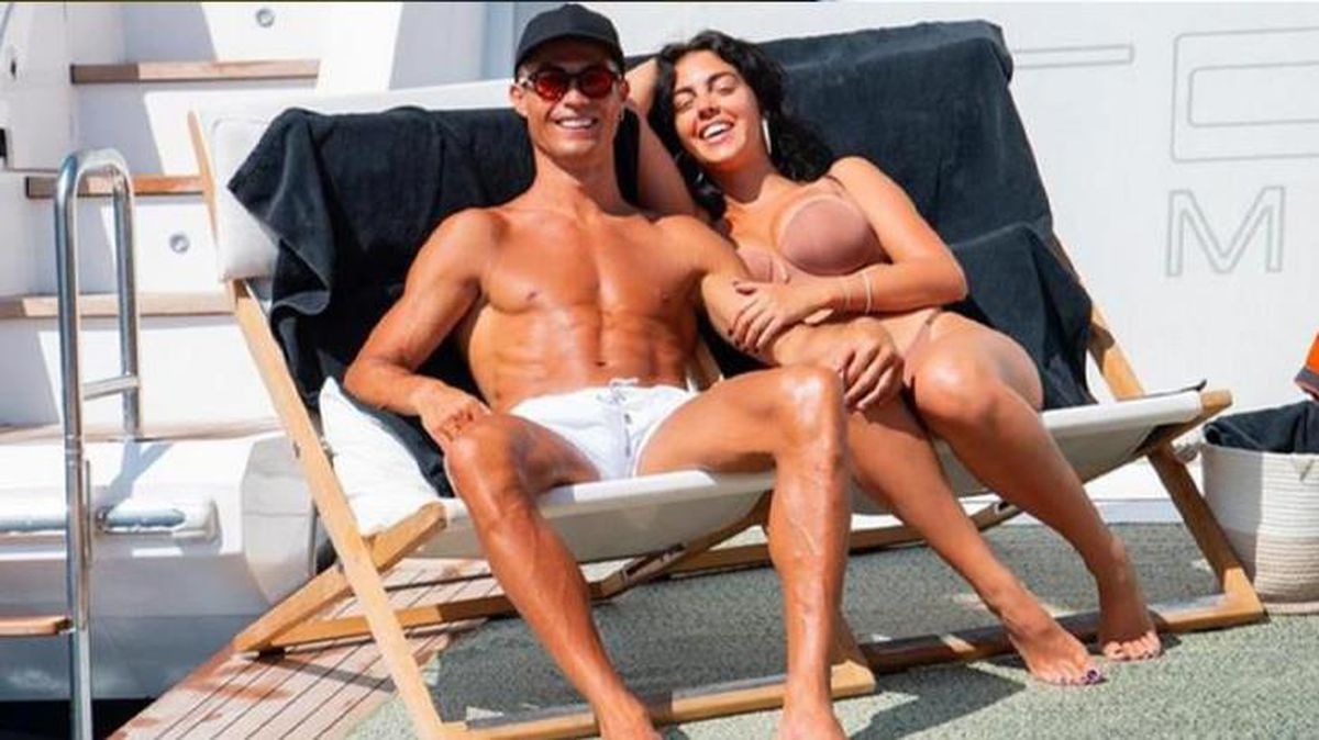 Ronaldo ve sevgilisi, Suudi Arabistan'da hayatlarını zindana çevirecek yasadan muaf tutuldu