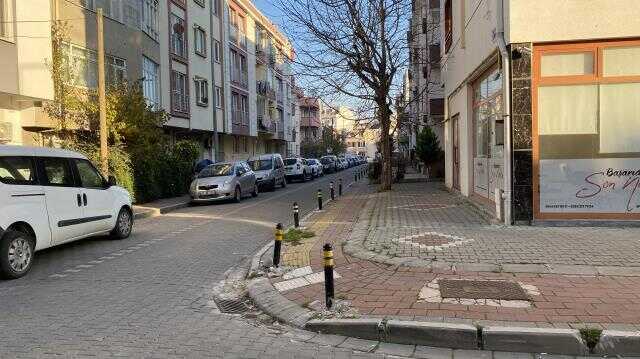 Son Dakika: Ege Denizi'nde 4.8 büyüklüğünde deprem! Çanakkale ve çevresi şiddetli sallandı