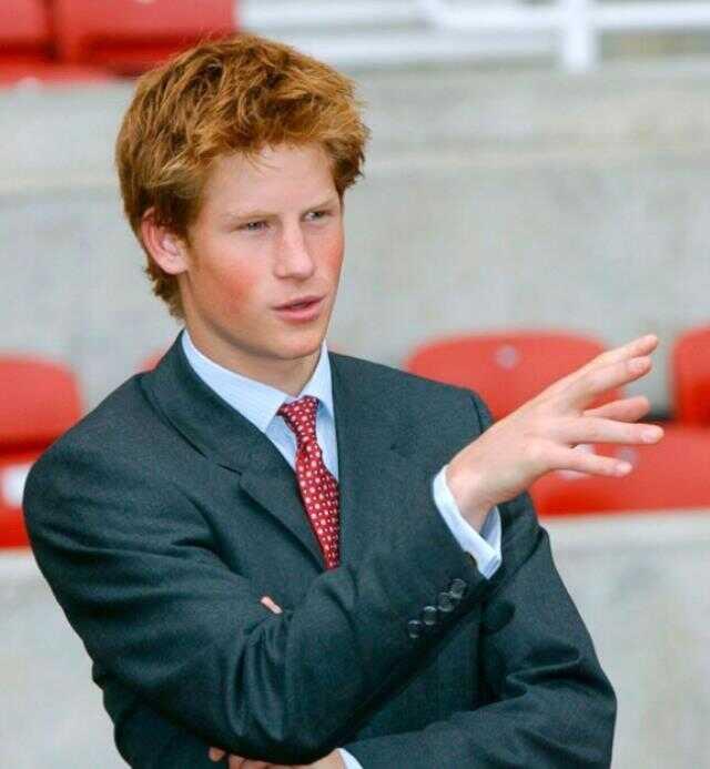 Asi Prens'ten art arda bomba itiraflar! Yardım yürüyüşü sırasında cinsel organı donmuş