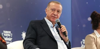 Erdoğan'dan Aşık Veysel sürprizi! Mikrofonu eline aldı, bittiğinde herkes ayakta alkışladı
