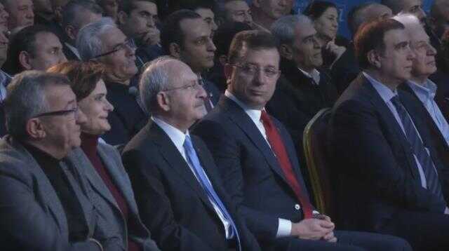 Kılıçdaroğlu'na gelen övgü sonrası İmamoğlu'nun CHP liderine attığı bakış dikkat çekti Kılıçdaroğlu'na gelen övgü sonrası İmamoğlu'nun CHP liderine attığı bakış dikkat çekti