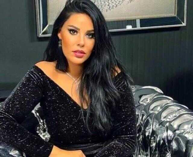 'Maneviyatım ağır basıyor' diyerek müziği bırakan Tuğçe Tayfur'dan bir sürpriz hamle daha! Tek kalemde sildi 'Maneviyatım ağır basıyor' diyerek müziği bırakan Tuğçe Tayfur'dan bir sürpriz hamle daha! Tek kalemde sildi