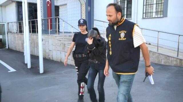 YEĞENİNİ 'ÇÖP EV'DE ODAYA KİLİTLEYEN TEYZEYE 27 YIL HAPİS İSTEMİ