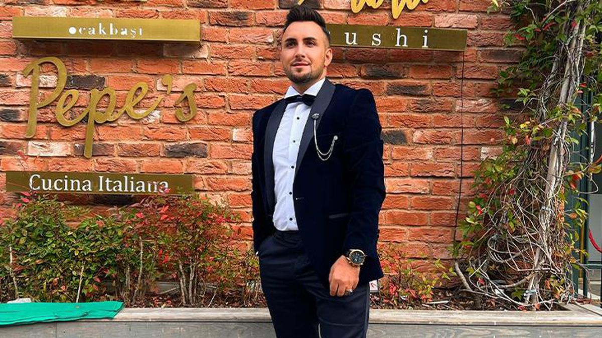 Moda tasarımcısı Cafer Andıç dünya markası olma yolunda emin adımlarla ilerliyor