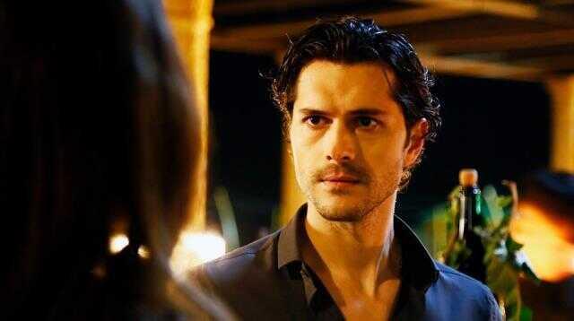 Dizi setinde gergin anlar! Melisa Aslı Pamuk geç kalınca Alperen Duymaz sinirden çılgına döndü Dizi setinde gergin anlar! Melisa Aslı Pamuk geç kalınca Alperen Duymaz sinirden çılgına döndü