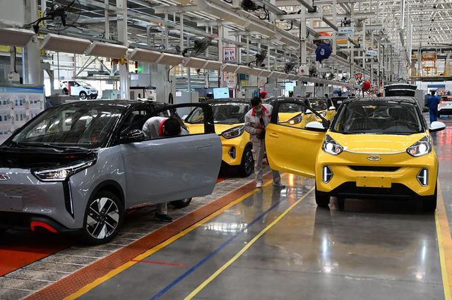 Çin'in Yeni Enerjili Araç Satışları Aralık 2022'de Yüzde 35,1 Arttı