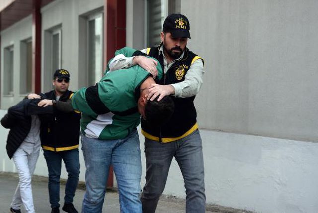 Kız meselesi yüzünden adam toplayıp okul arkadaşını öldüren genç hakkında karar verildi