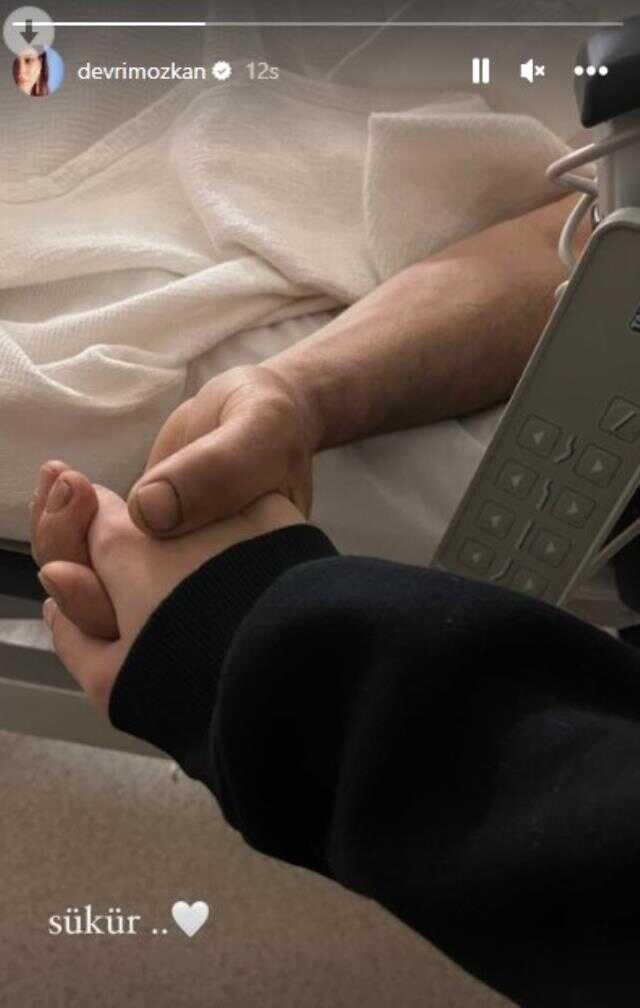 Güzel oyuncu Devrim Özkan, kaza geçiren babası için dua istedi