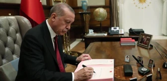 Karar Cumhurbaşkanı Erdoğan imzasıyla Resmi Gazete'de! 4 üniversiteye rektör atandı