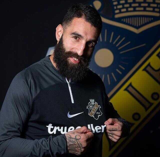 Kardeşinin yanına gitti! Karagümrük'ten ayrılan Jimmy Durmaz'ın yeni adresi şaşırtmadı Kardeşinin yanına gitti! Karagümrük'ten ayrılan Jimmy Durmaz'ın yeni adresi şaşırtmadı