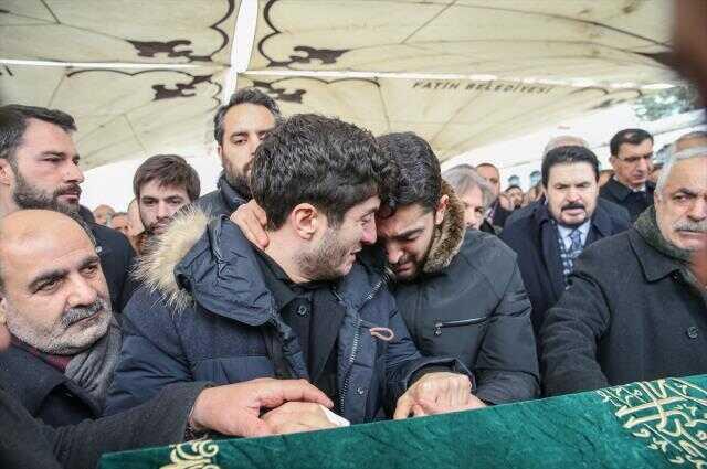 Burhan Çaçan'ın hiç bilinmeyen hikayesi! 6 yaşına kadar babasını hiç görmemiş, işte nedeni