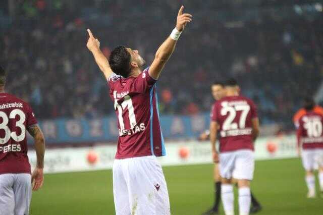 Fırtına evinde geçit vermedi! Trabzonspor, Başakşehir'i tek golle geçti